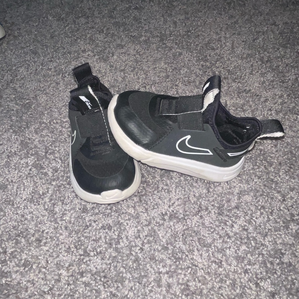 Toddler Nike shoes